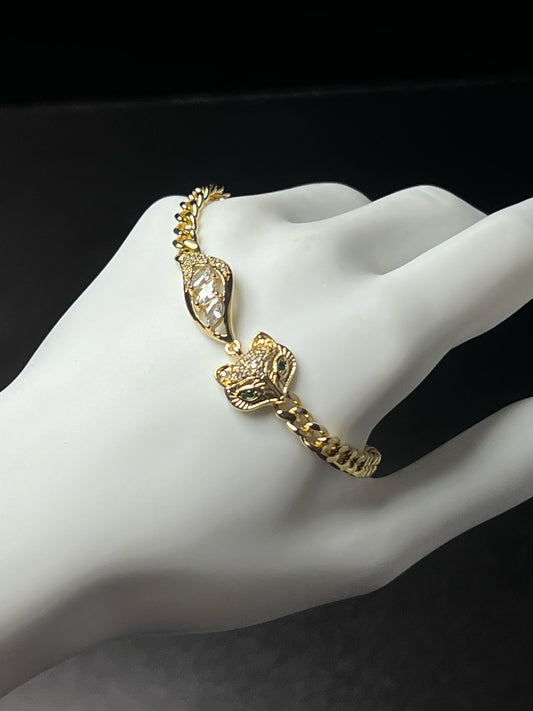 Women bracelet