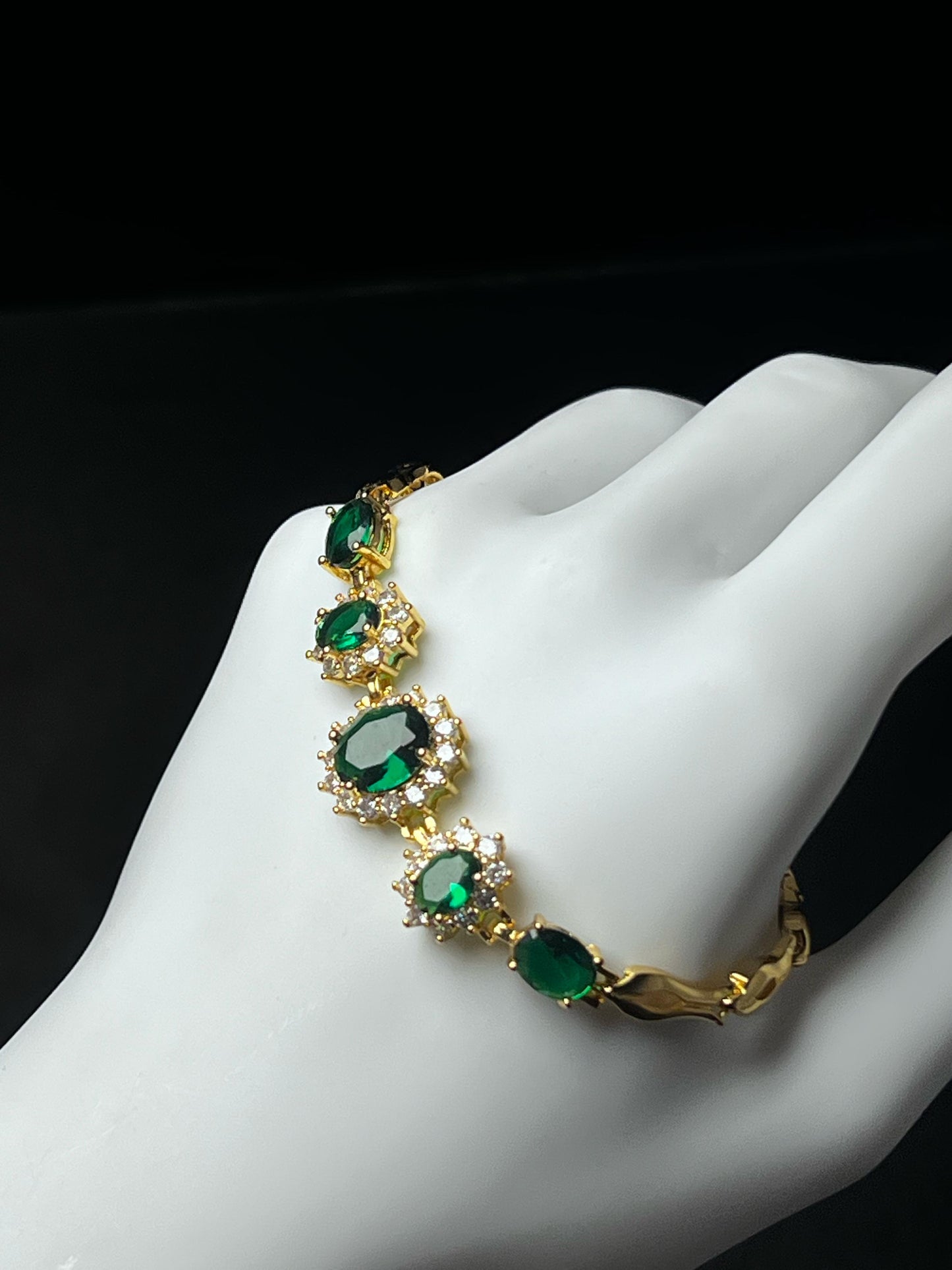 Women bracelet