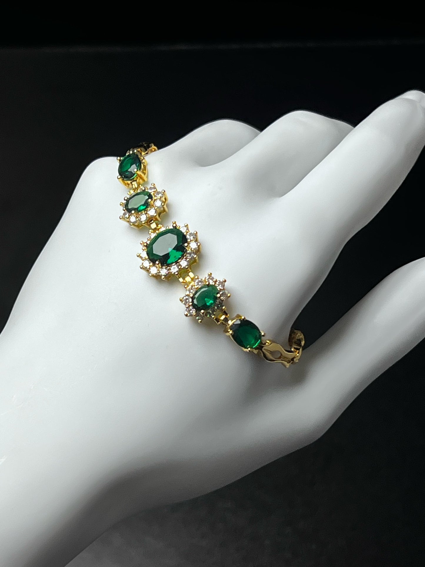 Women bracelet