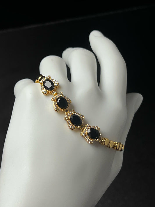 Women bracelet