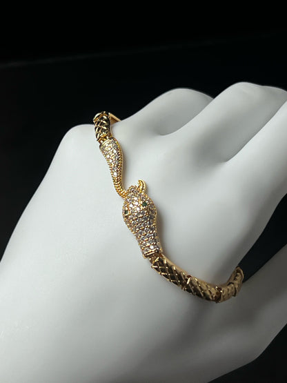 Women bracelet