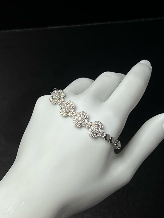 Women bracelet
