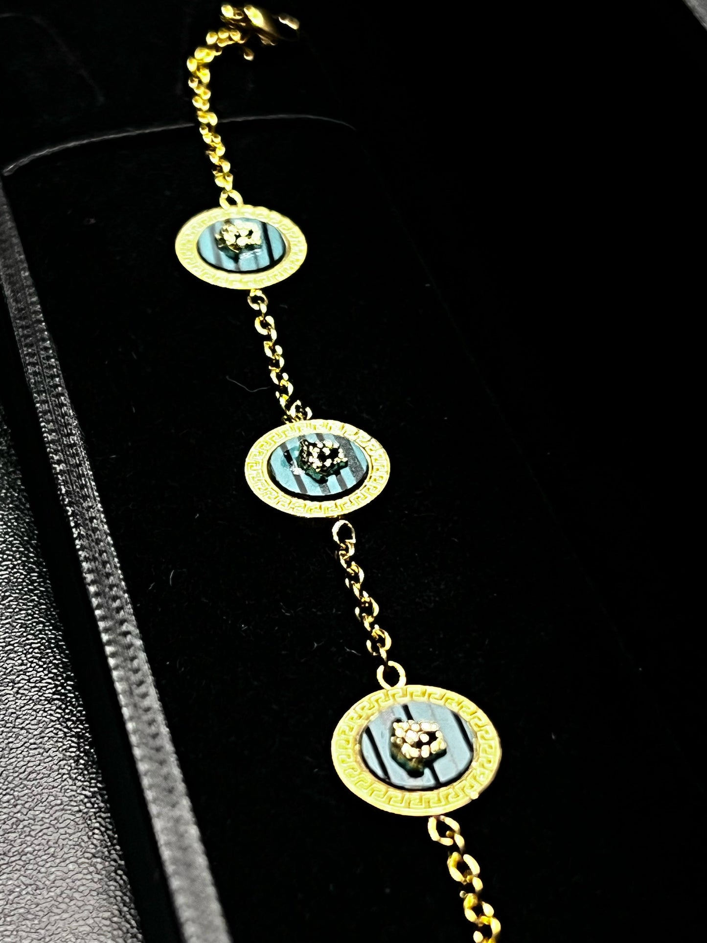 Branded Chain Bracelets Women