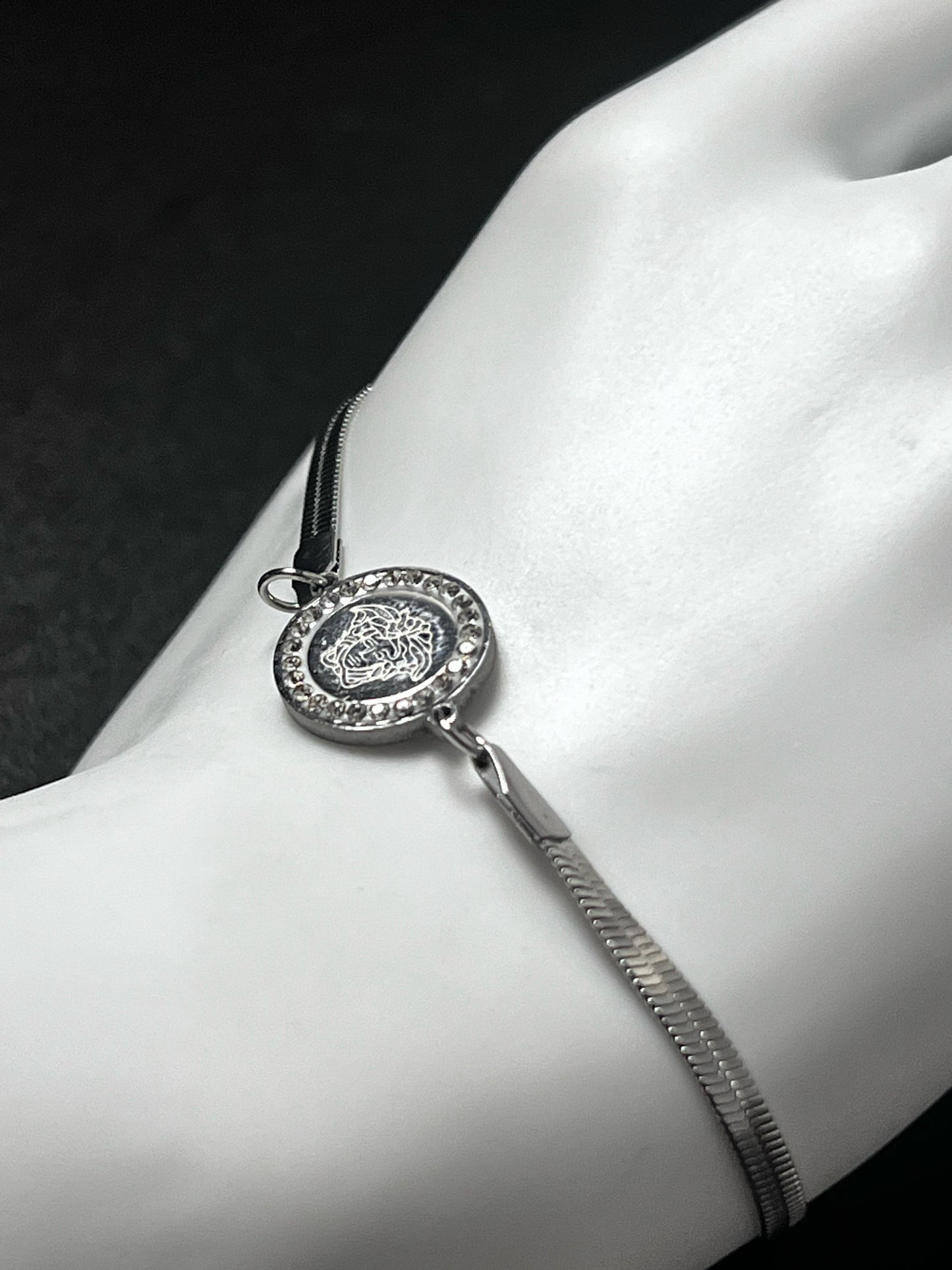 Branded Chain Bracelets Women