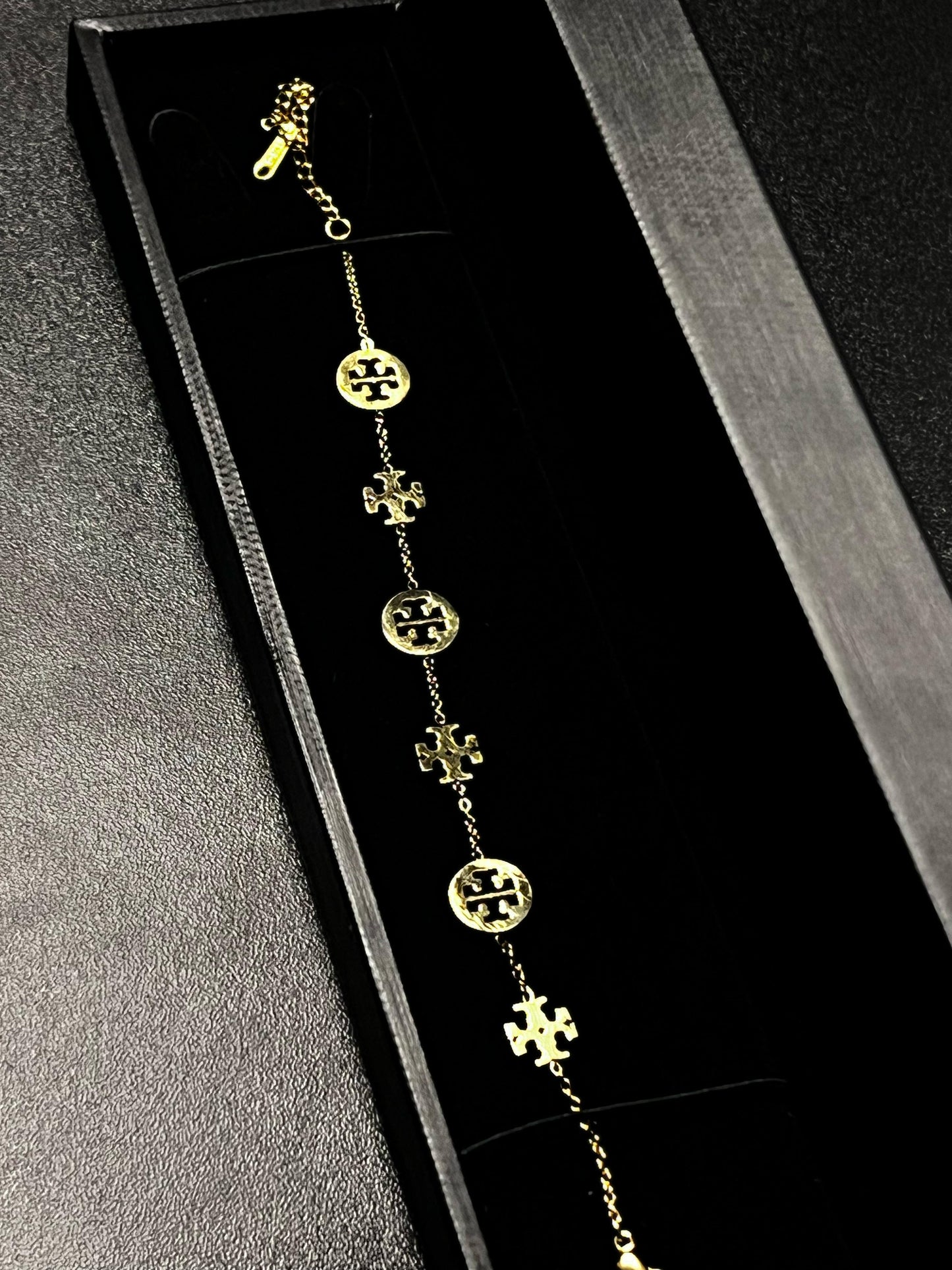 Branded Chain Bracelets Women