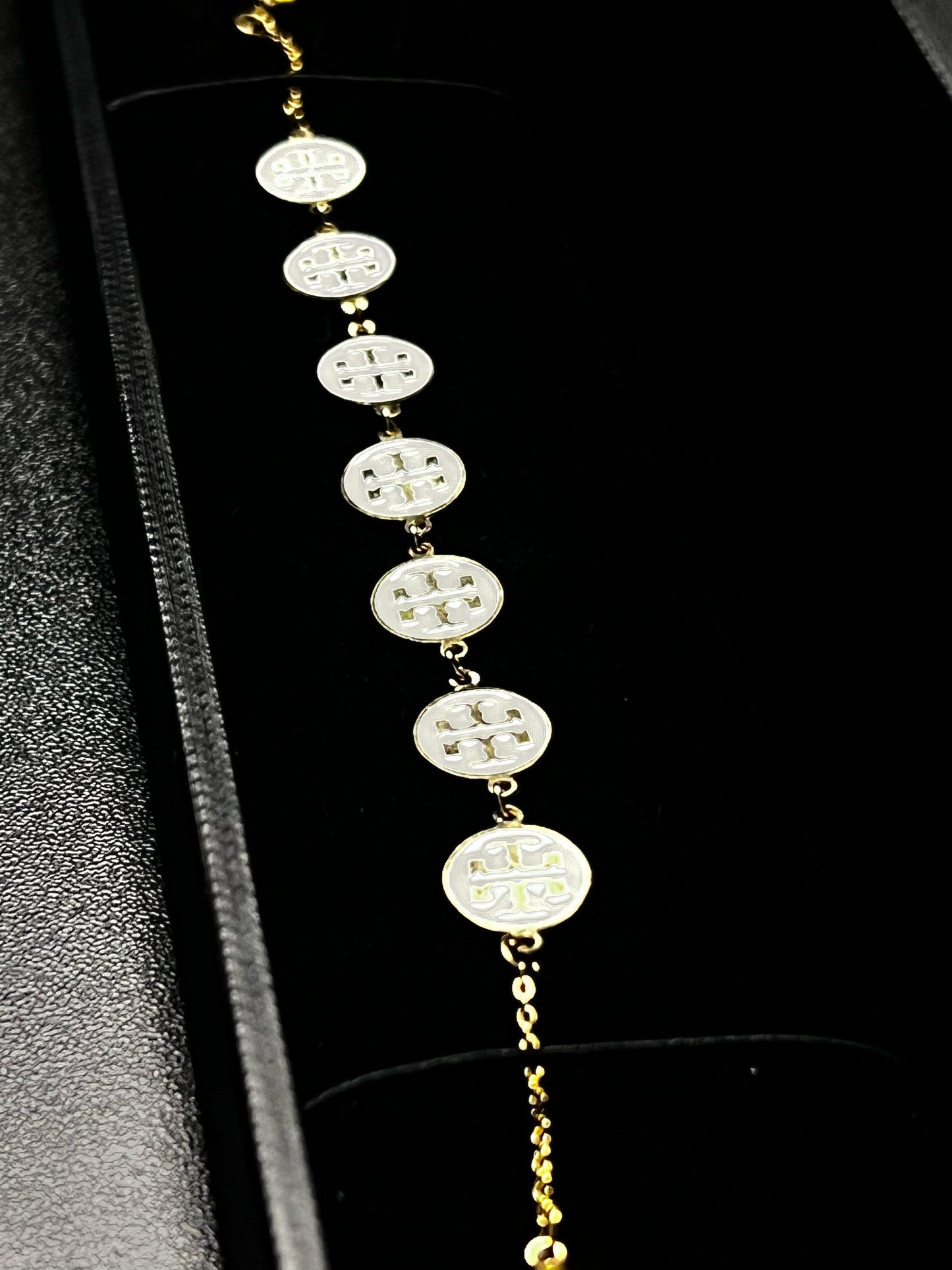 Branded Chain Bracelets Women